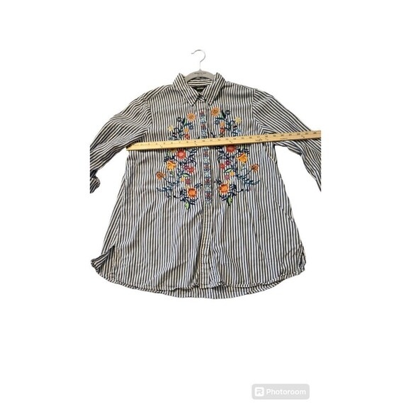 Ali Miles Blue Stripped Embroidered Womem's Size Medium Floral Blouse Cottage... - Picture 4 of 6